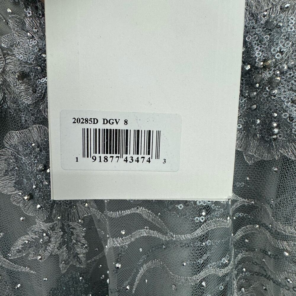 Mac Duggal Jewel Encrusted Long Sleeve Square Neck Gown Dove Grey Size 8 NWT - Picture 11 of 12